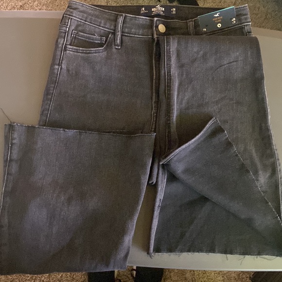 Hollister High Rise Flare Jeans - Picture 5 of 6